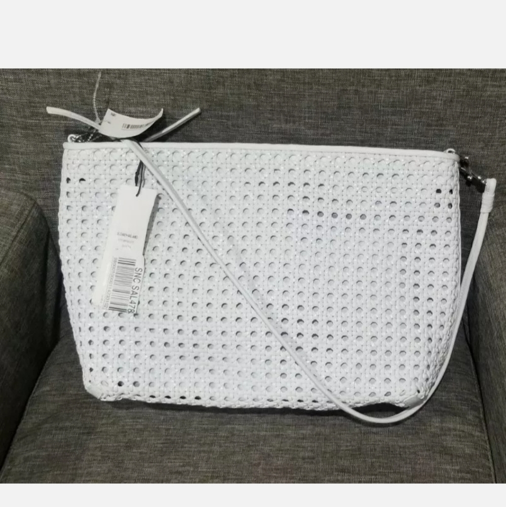 Elizabeth And James Woven Pouch White